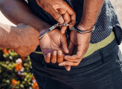 arrest 2
